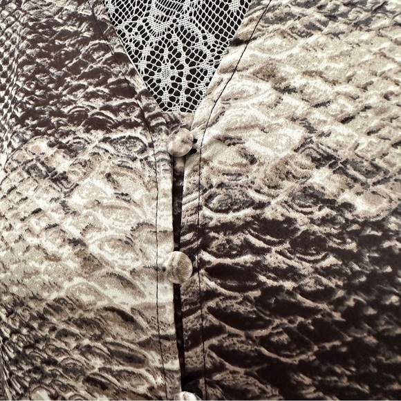 Philosophy Snakeskin Print Button Front Blouse - Size S - Picture 11 of 16